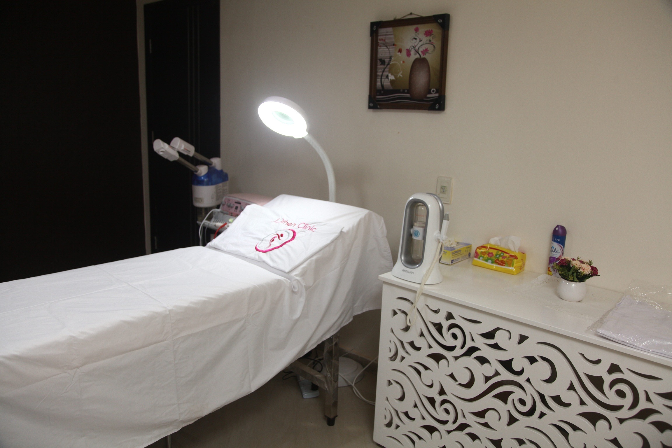 Jothen Pyramids clinic - Laser hair removal treatment area with state-of-art technology